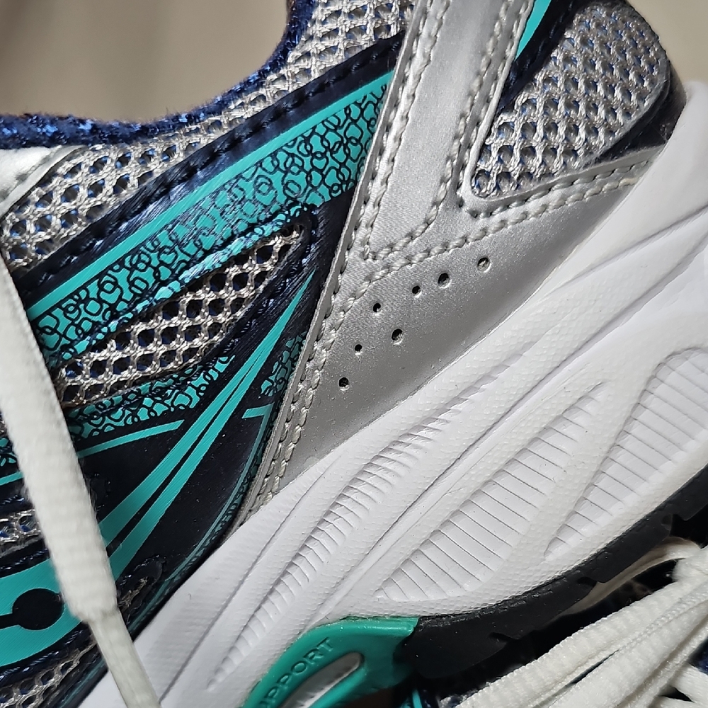 Saucony Womans Silver and Teal Sneakers - Picture 2 of 10